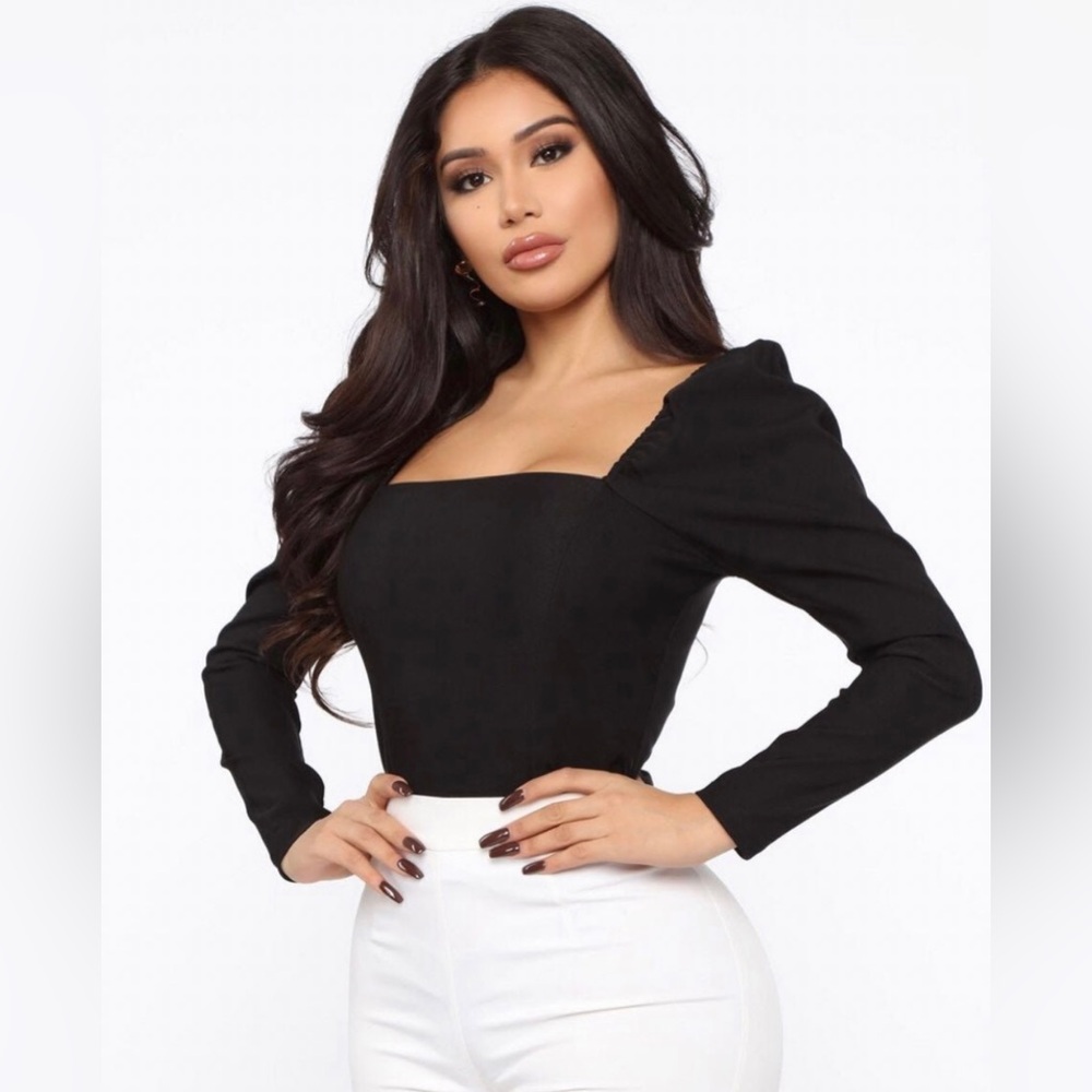 Black long sleeve square neck top from Fashion Nova. The fabric is very stretchy